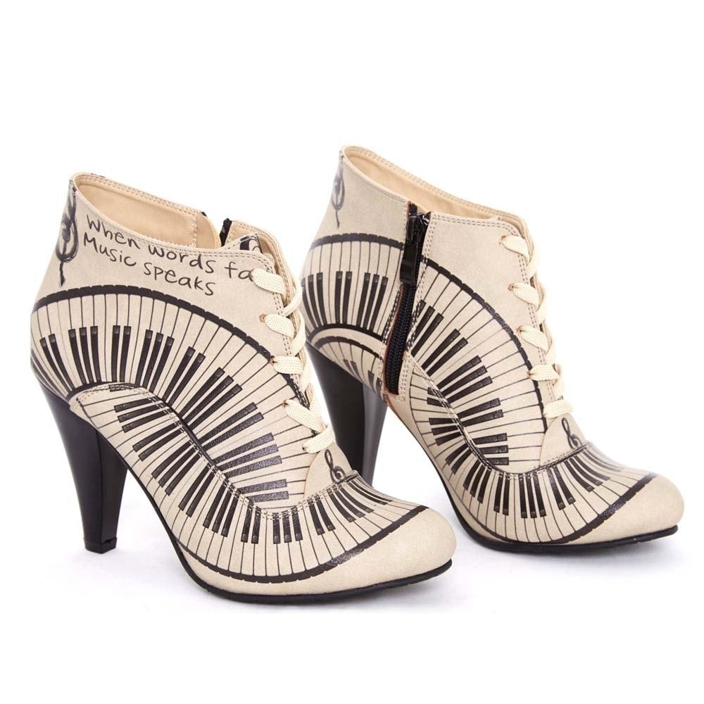 Goby Musical Note Cream Heeled Boots | EU 36 (US 6) Vegan Leather Cruelty Free